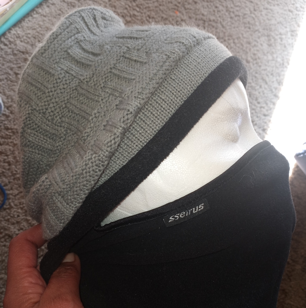 Seirus Hat with attached Face mask